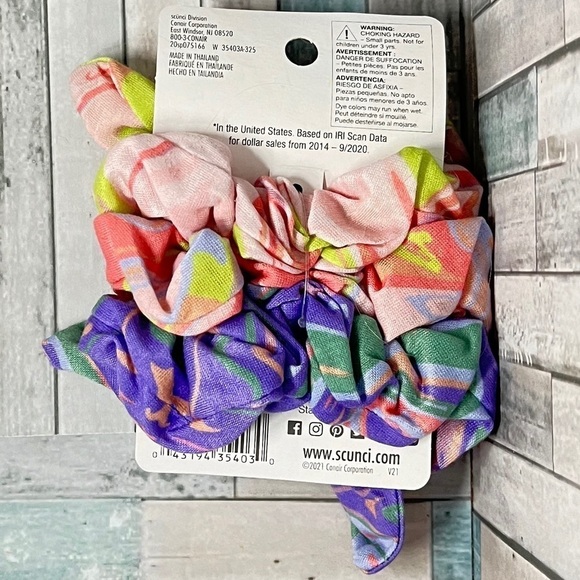 💖3/$15💖 Morgan Simianer 3 piece Bow Scrunchie Set - Picture 2 of 2